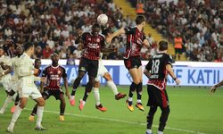 Gaziantep’te kilit açılmadı: Yıldızlar süper lig’de direğe takıldı!