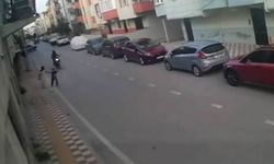 Karacabey’de çocuğa motosiklet çarptı: Kaza kamerada