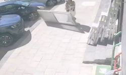 Karaman’da kadının üzerine 7 metreden PVC kapı düştü