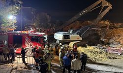 Küçükçekmece’de Korkutan Çökme: Ekipler Arama Yaptı
