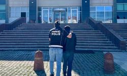Polisin takibindeki adrese operasyon: Esrar ve kenevir bulundu