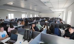 Pusula Maraş Eğitim Merkezi’nde ilk ders zili çaldı