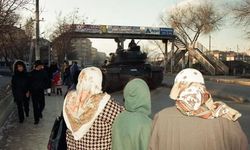 28 Şubat Nedir? Postmodern Darbe Süreci Nasıl Gerçekleşti? (A'dan Z'ye Rehber)