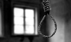 Kahramanmaraş'ta evinde asılı bulunan genç adam son anda hayata döndürüldü