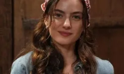 Ava Yaman Kimdir, Aslen Nereli ve Kaç Yaşında? Taşacak Bu Deniz’in Eleni’si Ava Yaman’ın Ailesi Hakkında Merak Edilenler
