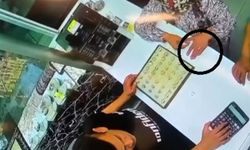 Erkek oyaladı kadın yüzükleri çaldı! Polis yakaladı