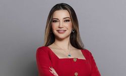 Esra Ezmeci'den Sultan'a canlı yayında kıyafet müdahalesi!