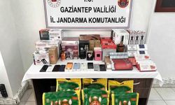 Gaziantep'te jandarmadan kaçakçılık operasyonu! Araçtan servet çıktı