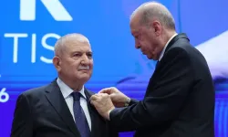 Cemalettin Kani Torun Kimdir, Kaç Yaşında ve Nereli? AK Parti’ye Geçen Eski Büyükelçinin Siyasi Hayatı