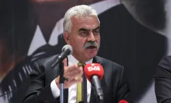 TFF'nin Yeni Yöneticisi Metin Akyüz Kimdir? Kariyeri, Siyasi Geçmişi ve Üstlendiği Görevler