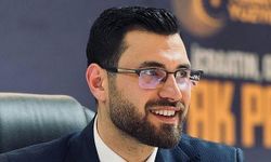 Rümeysa Kadak Kiminle Nişanlandı? Orhan Murat Kumaş’ın Görevi ve Biyografisi