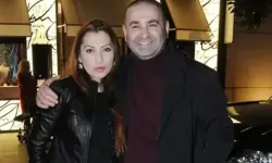 Şafak Sezer’in Ailesi Kimdir? Eşi Esra Sezer ve Çocukları Hakkında Bilinmeyenler