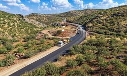 Türkoğlu kırsalında ulaşımı değiştirecek asfalt hamlesi