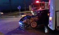 Kahramanmaraş Önsen Köprüsü'nde kaza! TIR ile otomobil çarpıştı: 1 yaralı