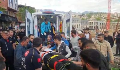 Kahramanmaraş’ta toprak altında kaldı! Göçükte can pazarı