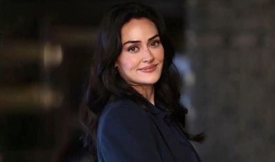 Oyuncu Esra Bilgiç'in son paylaşımları sosyal medyayı salladı