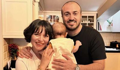 Ezgi Mola'dan Göcek'te Japonya pozu! O not dikkat çekti