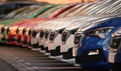 Otomobil fiyatlarında hesap makinesi bozan zam hesabı