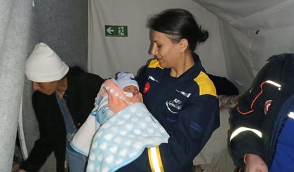 Yıkımın gölgesinde 'Umut' doğdu