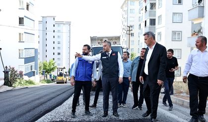 Başkan Toptaş, asfalt çalışmalarını inceledi