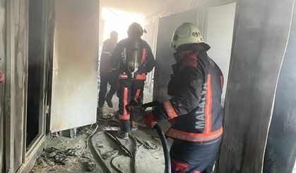 TOKİ İşçi Konteynerlerinde Yangın: 5 Konteyner Zarar Gördü, 4 İşçi Yaralandı