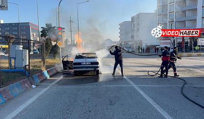 "Tofaş Marka Otomobil Seyir Halindeyken Yanarak Kül Oldu"