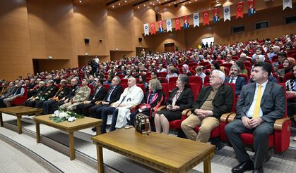 KSÜ’de Beyaz Önlük Giyme Töreni ve “İyi Hekimlik” Konulu Konferans Düzenlendi