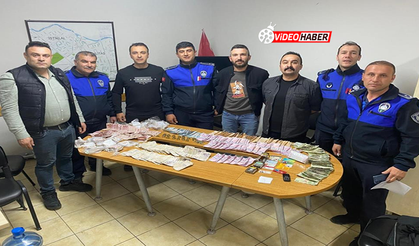 Görme Engelli Taklidi Yapan Dilencinin Üzerinden 32 Bin Lira Çıktı
