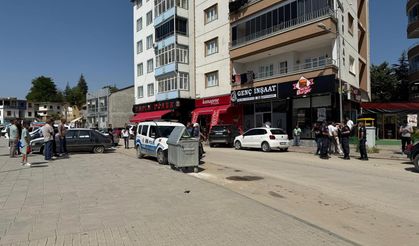 Alacak Verecek Meselesi Kanlı Bitti: 2 Yaralı