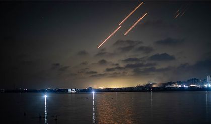 İran’dan Tel Aviv’e Füze Saldırısı