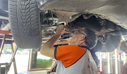 Tam 7 araçtan parça birleştirip bir otomobil yaptılar