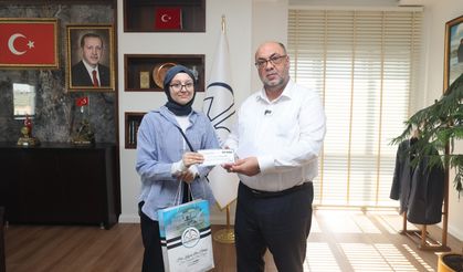 Dulkadiroğlu belediyesi’nden YKS şampiyonlarına 20 bin tl'lik destek