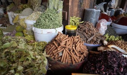 Halk çareyi kış çayında buldu: Kapalı çarşı’da şifa kuyruğu