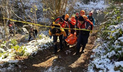 Kocaeli'de esrarengiz ölüm! Dere yatağında atletli şekilde bulundu