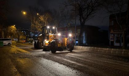 Sağanak vurdu, Ekipler gece gündüz sahada