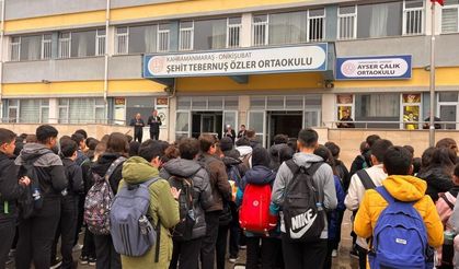 Kahramanmaraş’ta acı sonrası ilk ders: Gözyaşı ve dua