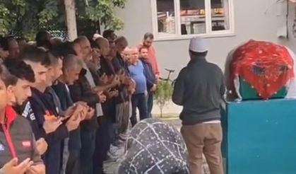 Genç kızın son yolculuğu yürek yaktı: Tabutuna gelinlik konuldu