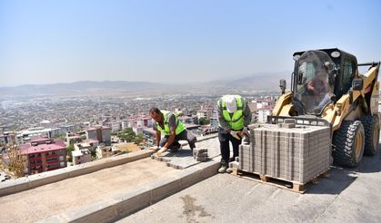 Ballıca’nın çehresi değişti! Kilit parke ve merdiven çalışmaları tamamlandı