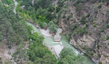 Ceyhan Nehri’nde kayıp 62 yaşındaki adam için zamanla yarış