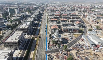 Kahramanmaraş'ın Azerbaycan Mahallesi asfaltlanıyor