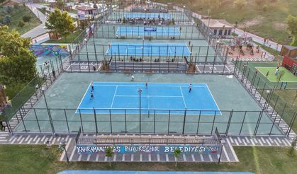 Kahramanmaraş tenis turnuvasında şampiyonlar belli oldu