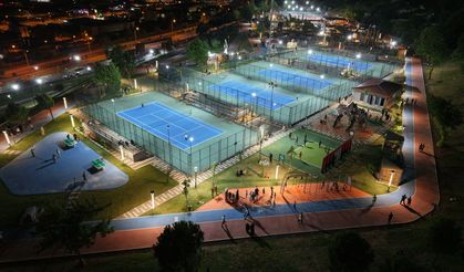 Büyükşehir, tenis kortlarında çevrimiçi rezervasyon sistemini başlattı