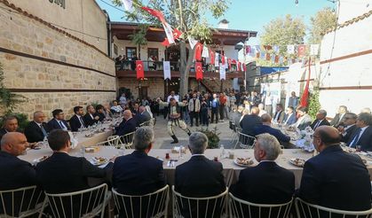Dulkadiroğlu’nda Avlu1890 kapılarını açtı