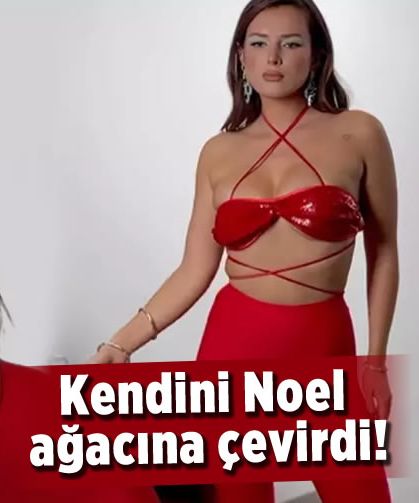 Kendini Noel ağacına çevirdi!