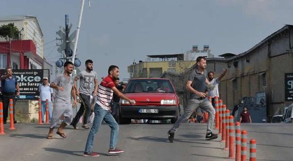 Adana'da korkunç olayın ardından ortalık 56 oldu! Taşı kapan oraya koştu