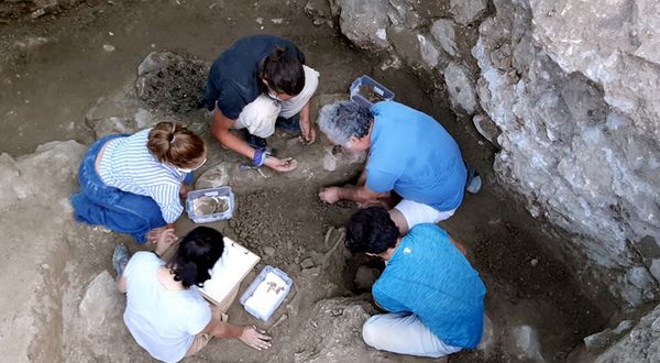 Antalya’da kazdıkça topraktan çıktılar! 2200 yıllık eserler