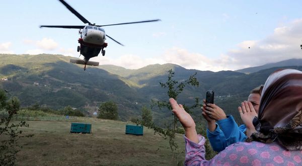 Türkiye'de ilk kez askeri helikopterle jeneratör nakledildi!