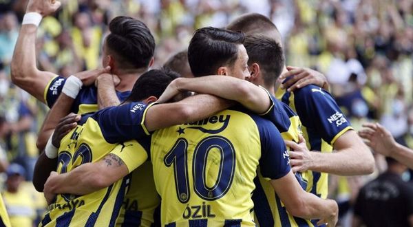 Frankfurt-Fenerbahçe maçının muhtemel 11'leri