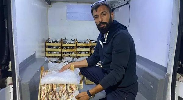 Zonguldak’ta balıkçılar 60 kasa yakaladı! Mezat usulü satılıyor, kilosu 150 lira