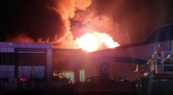 Gaziantep'te büyük yangın! Bayram tatili faciayı önledi